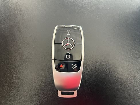 Used 2019 Mercedes-Benz S 450 Sedan image 23