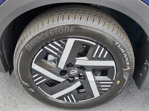 New 2026 Nissan Kicks SV FWD image 14