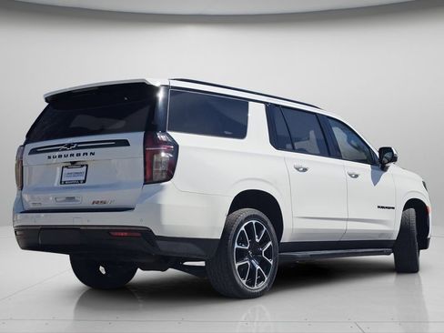 Used 2022 Chevrolet Suburban RST w/ Luxury Package image 23
