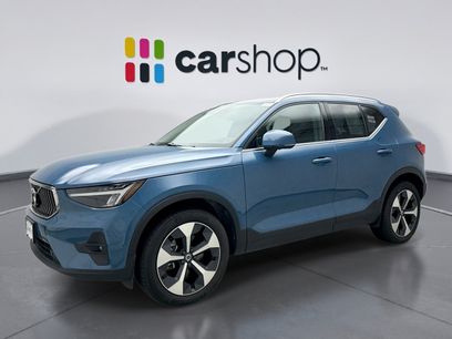 Used 2025 Volvo XC40 B5 Plus
