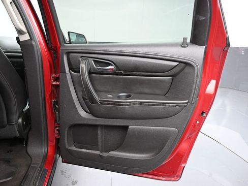 Used 2013 GMC Acadia SLT image 38