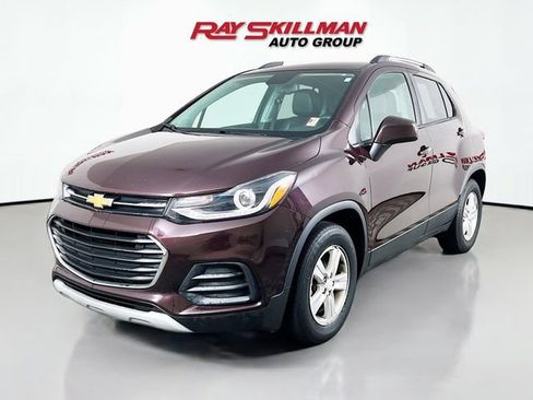 Used 2021 Chevrolet Trax LT FWD image 3