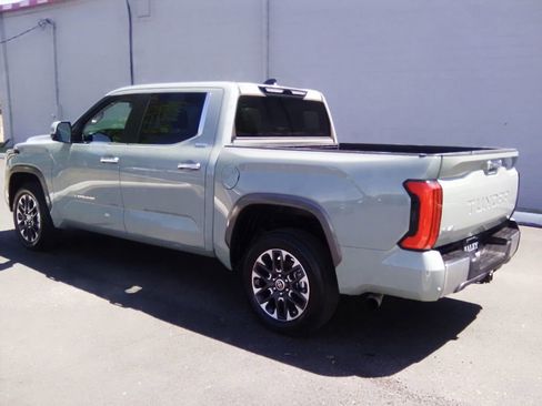 Used 2024 Toyota Tundra Limited w/ Power Package AWD/4WD image 6