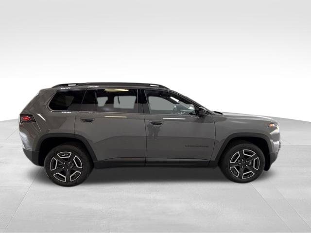 New 2026 Jeep Cherokee Laredo AWD/4WD image 5