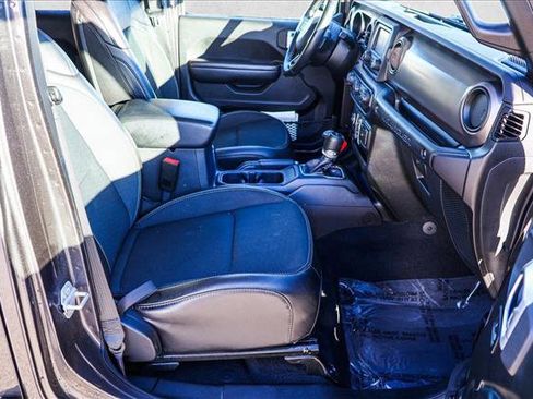 Used 2020 Jeep Wrangler Unlimited Sport image 25