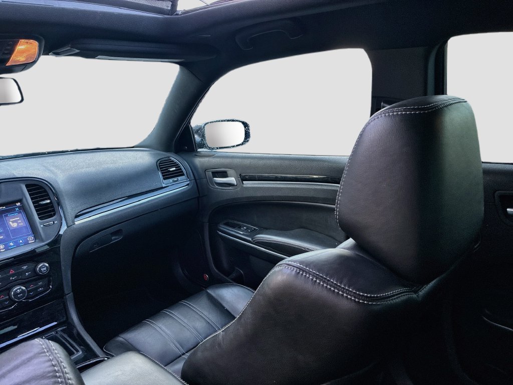 Used 2022 Chrysler 300 S RWD image 25