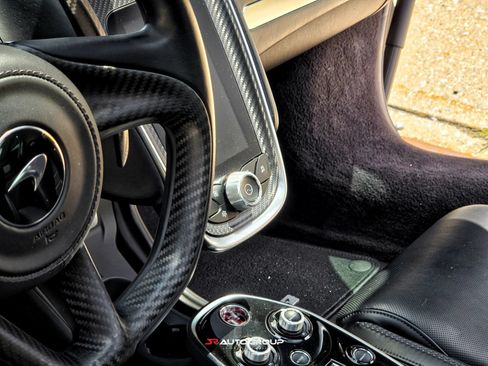 Used 2020 McLaren GT RWD image 53