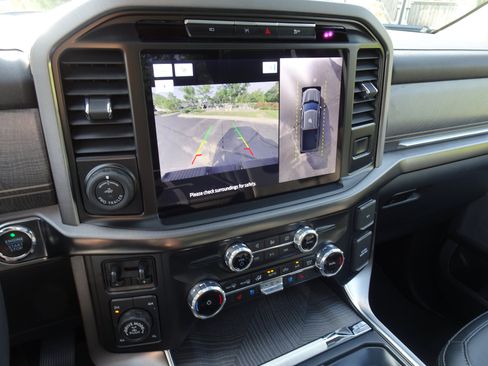Used 2023 Ford F150 Platinum w/ Equipment Group 701A High AWD/4WD image 4