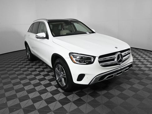 Certified 2022 Mercedes-Benz GLC 300 image 25