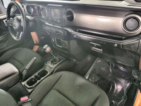 Used 2021 Jeep Wrangler Unlimited Sport image 23