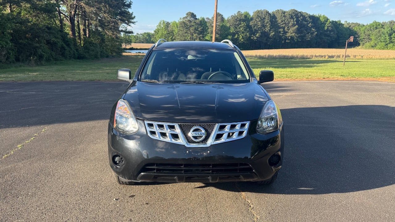 Used 2015 Nissan Rogue S w/ Convenience Package AWD/4WD image 4