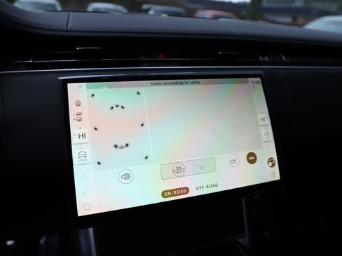 New 2026 Land Rover Range Rover SE image 25