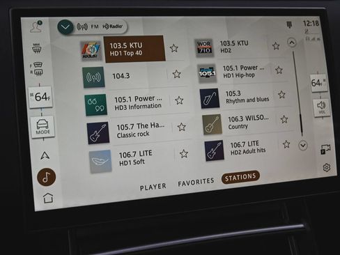 Used 2024 Land Rover Range Rover Evoque S AWD/4WD image 17