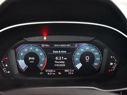 Used 2024 Audi Q3 2.0T Premium Plus AWD/4WD image 17