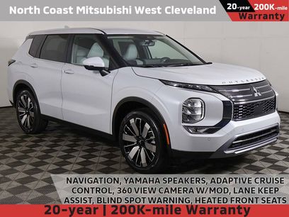 New 2025 Mitsubishi Outlander SE