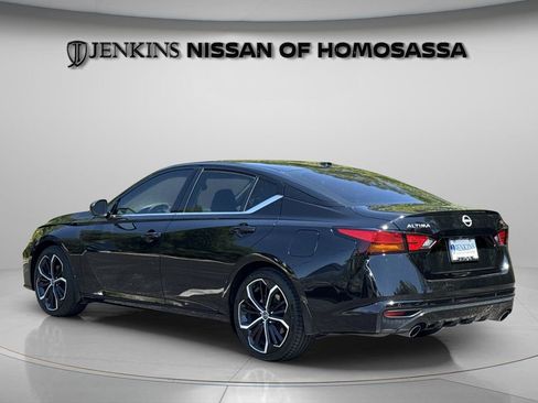 Certified 2024 Nissan Altima 2.5 SR w/ SR Premium Package FWD image 7