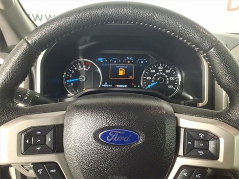 Used 2015 Ford F150 Lariat image 14