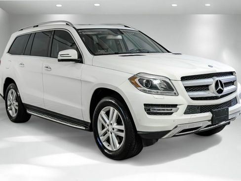 Used 2015 Mercedes-Benz GL 320 BlueTEC 4MATIC image 8