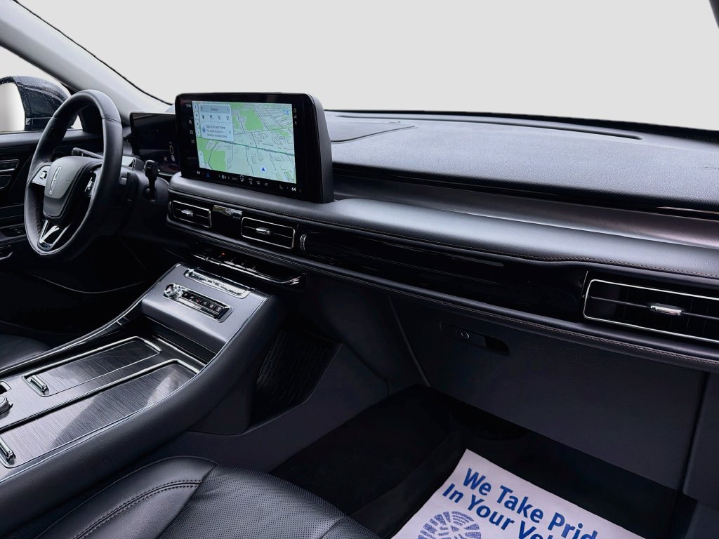 Used 2025 Lincoln Aviator AWD w/ Equipment Group 101A image 33