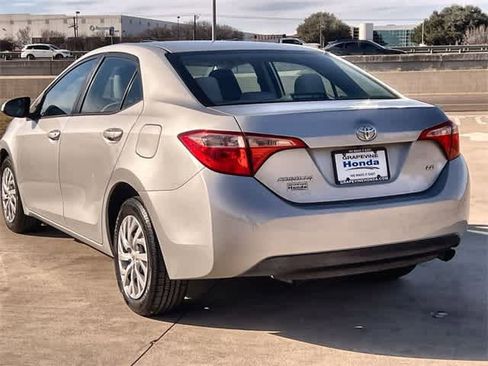 Used 2017 Toyota Corolla L image 5