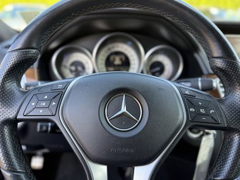 Used 2016 Mercedes-Benz E 350 Sedan image 10