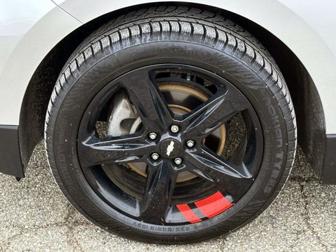 Used 2019 Chevrolet Equinox LT image 8