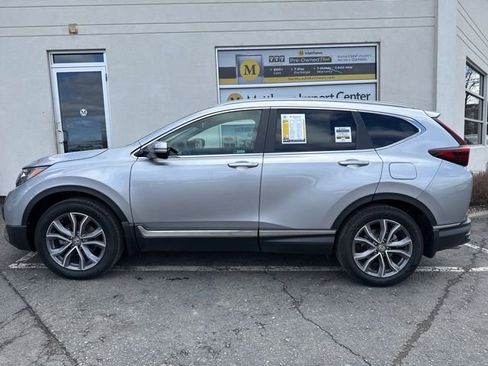 Used 2022 Honda CR-V Touring image 2