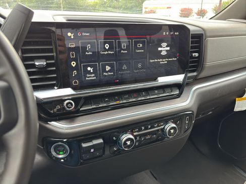 Used 2025 GMC Sierra 1500 SLT AWD/4WD image 21