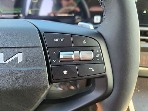 New 2026 Kia Sportage LX image 16