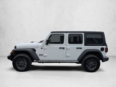 Used 2024 Jeep Wrangler Sport S image 10