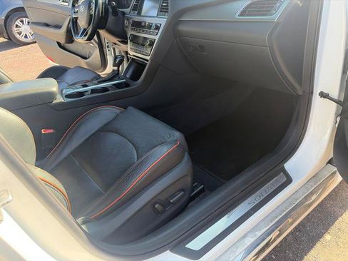 Used 2015 Hyundai Sonata Sport 2.0T w/ Option Group 07 FWD image 8