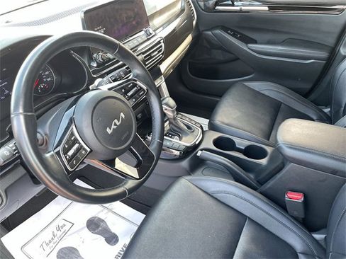 Used 2023 Kia Seltos EX image 14