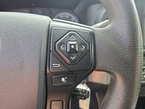Used 2019 Toyota Tacoma SR w/ SR Convenience Package RWD image 8