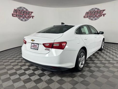 Used 2023 Chevrolet Malibu LS image 7