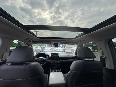 Used 2025 Honda Pilot Touring image 22