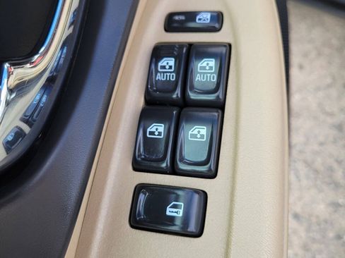 Used 2005 Chevrolet TrailBlazer LS w/ LS Preferred Equipment Group AWD/4WD image 28