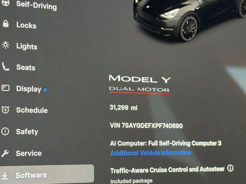Used 2023 Tesla Model Y Performance AWD/4WD image 28