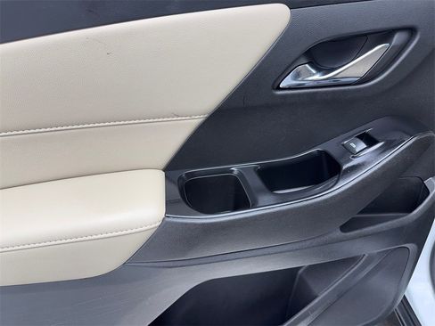 Used 2023 Chevrolet Traverse LS w/ Midnight/Sport Edition image 40