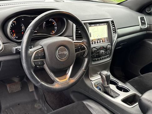 Used 2018 Jeep Grand Cherokee Altitude image 35