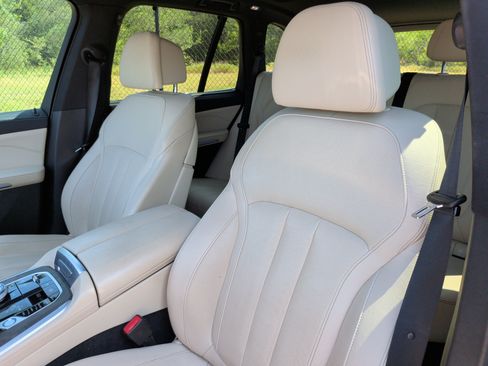 Used 2022 BMW X5 xDrive45e w/ M Sport Package AWD/4WD image 26