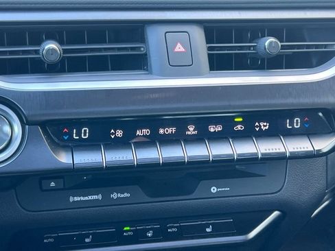 Used 2019 Lexus UX 200 F Sport w/ F Sport Premium Package FWD image 22