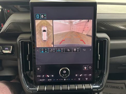New 2026 GMC Yukon AT4 w/ AT4 Premium Plus Package AWD/4WD image 43