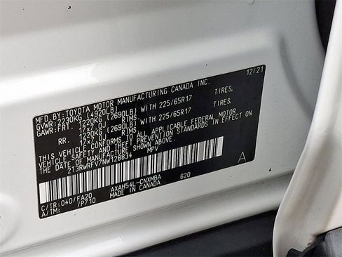 Used 2022 Toyota RAV4 XLE image 27