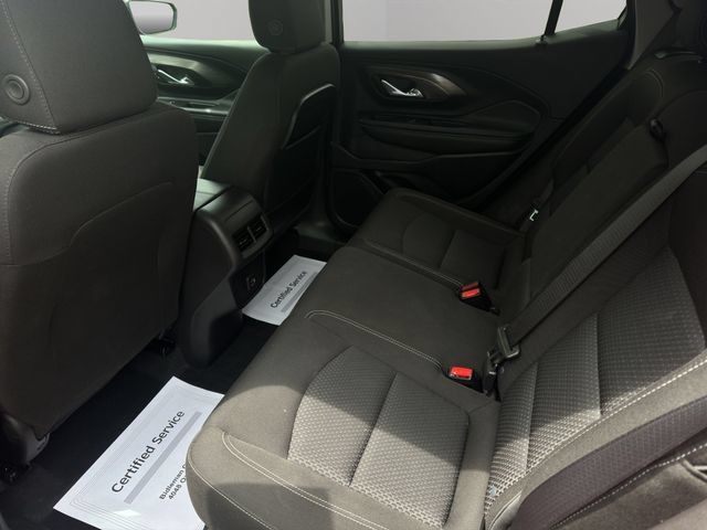 Used 2024 GMC Terrain SLE w/ Driver Convenience Package AWD/4WD image 16
