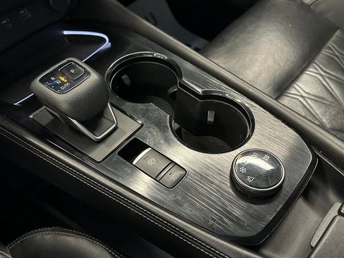 Used 2021 Nissan Rogue Platinum image 13