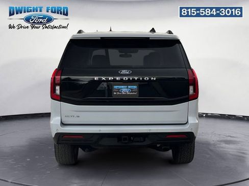 Certified 2025 Ford Expedition Active AWD/4WD image 4