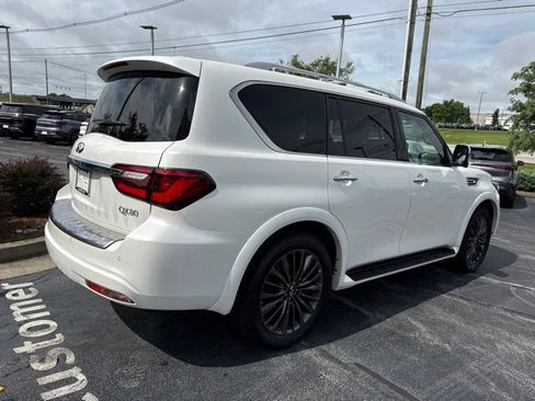 Used 2024 INFINITI QX80 Sensory w/ Cargo Package AWD/4WD image 9