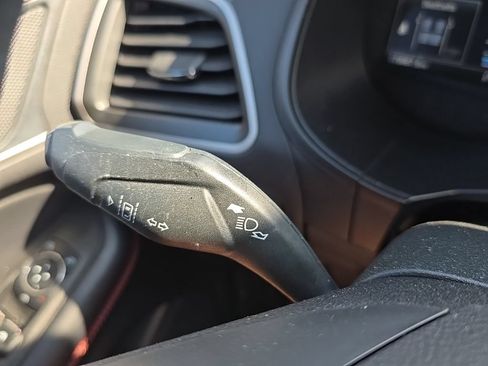 Used 2023 Ford Edge ST-Line AWD/4WD image 25