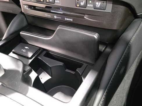 Certified 2022 Lexus ES 350 w/ Premium Package image 27