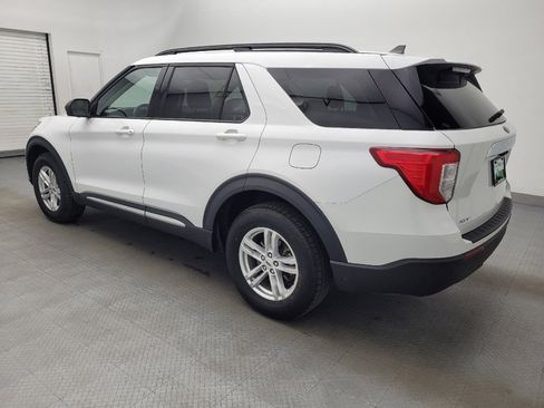 Used 2023 Ford Explorer XLT w/ Equipment Group 202A image 3